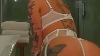 Bhad Bhabie Sexy in White Lingerie – Onlyfans Tape