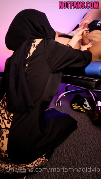 Zara Dar Sucked with big Dick – Onlyfans Sextape